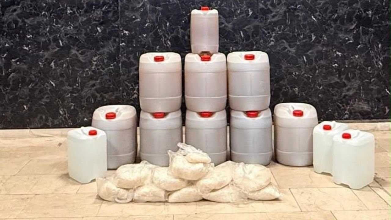 Esenyurt'taki operasyonda 272 kilo uyuşturucu yakalandı! 4 kişi gözaltında