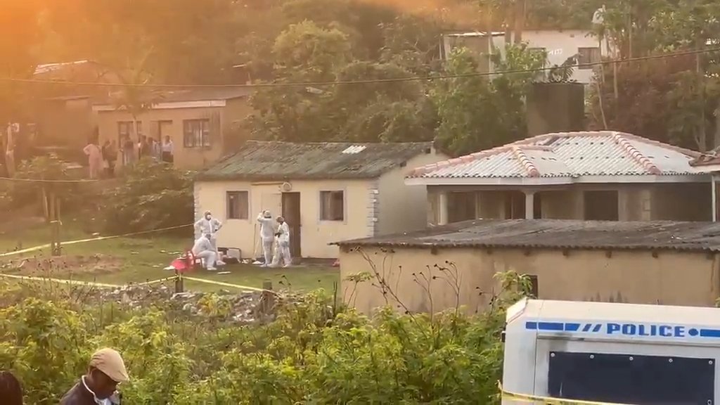 Güney Afrikada eve kanlı saldırı: 10dan fazla ölü ve yaralılar var