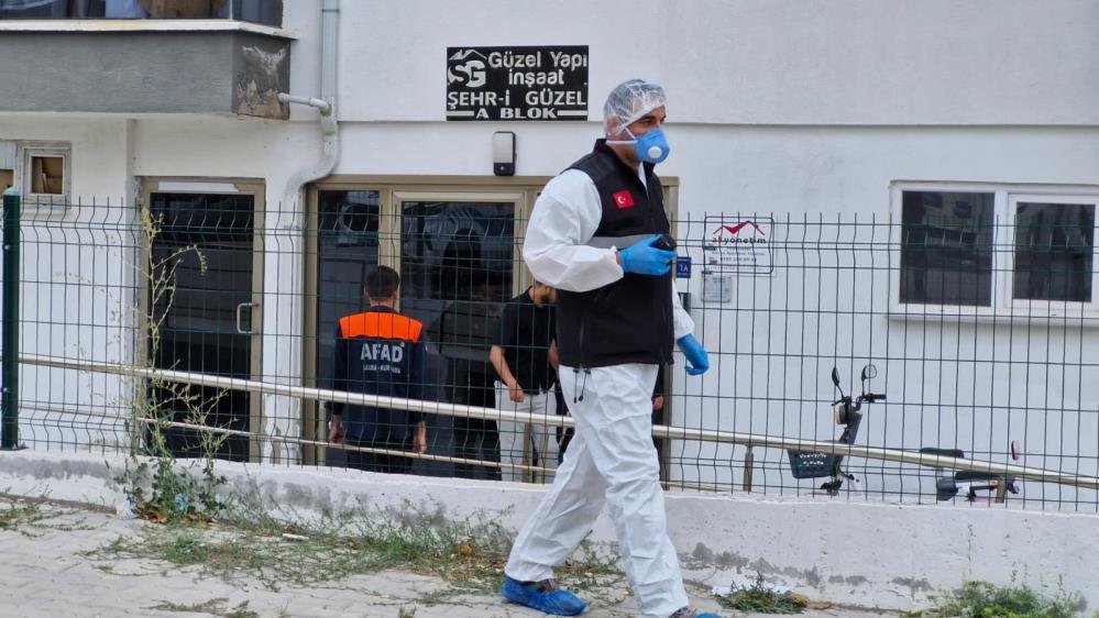 Karaman’da kimyasal paniği! 2 can kaybı var, 11 katlı bina tahliye edildi