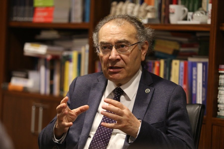 Psikiyatrist Prof. Dr. Nevzat Tarhan