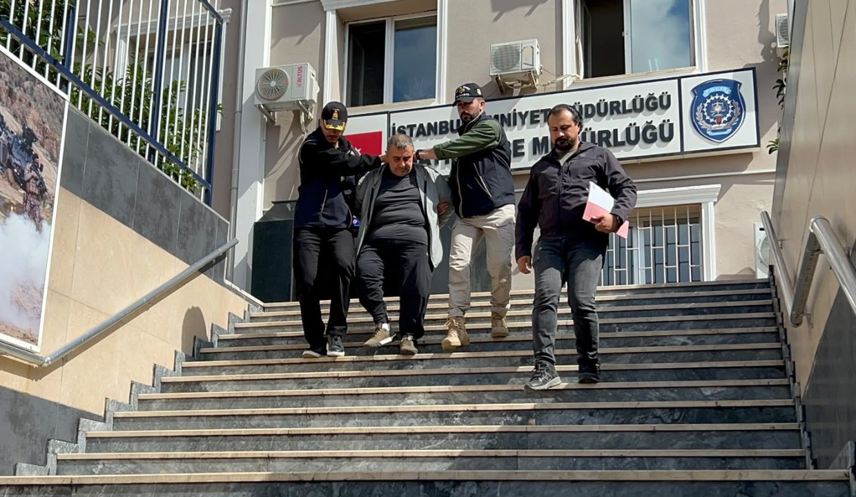 12 yıldır aranıyordu! Otel odasında kadınla yakalandı