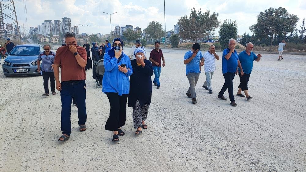 2 yıldır tamamlanamadı! Vatandaş isyanda: Çamaşırlarımızı bile içeride kurutuyoruz