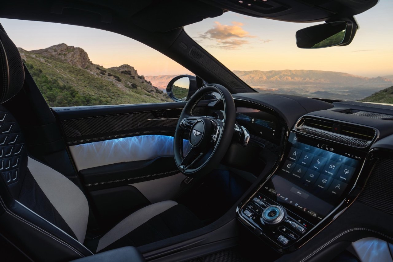 Bentley ilk elektrikli otomobilini tanıttı! İşte 876 beygirlik Torcal