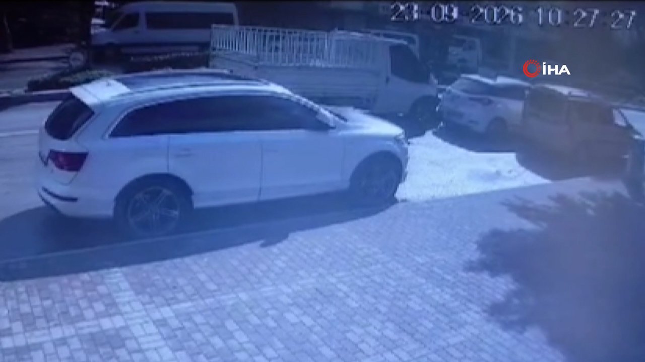 Direksiyon başında panikleyip aniden frene bastı! Ortalığın birbirine girdiği anlar kamerada