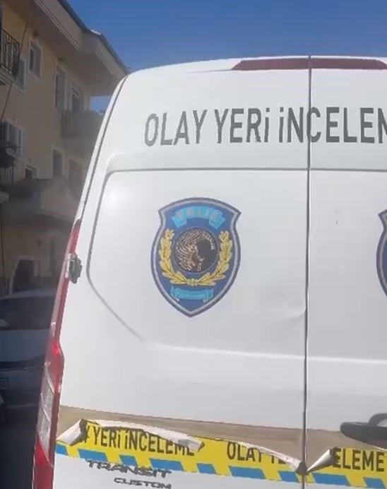 Genç kadın evinde ölü bulundu! Sırrı otopsi çözecek