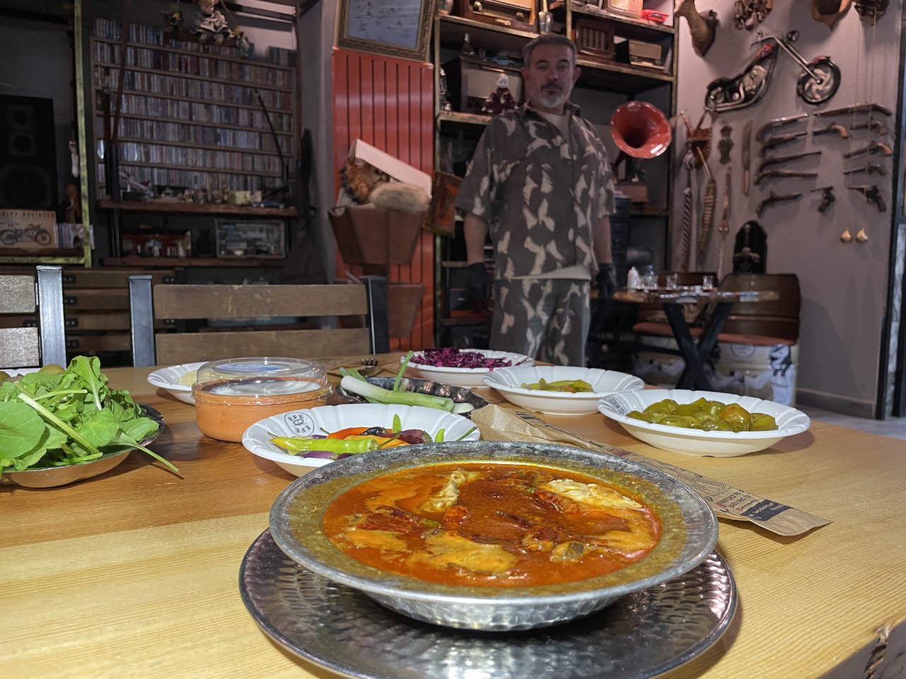 Grip olan soluğu burada alıyor! Adı ‘atom’ , içinde yok yok!