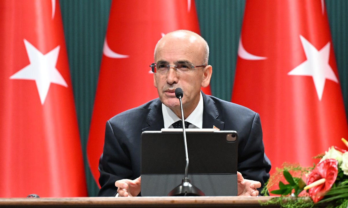 Hazine ve Maliye Bakanlığı, Bakan Mehmet Şimşek'le ilgili iddiaları yalanladı