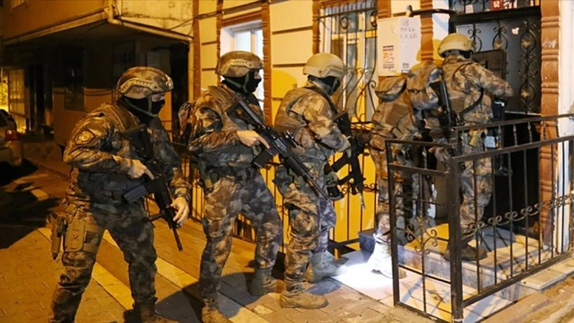 İstanbulda El Kaide ve DEAŞ’a operasyon! 11 kişi gözaltına alındı