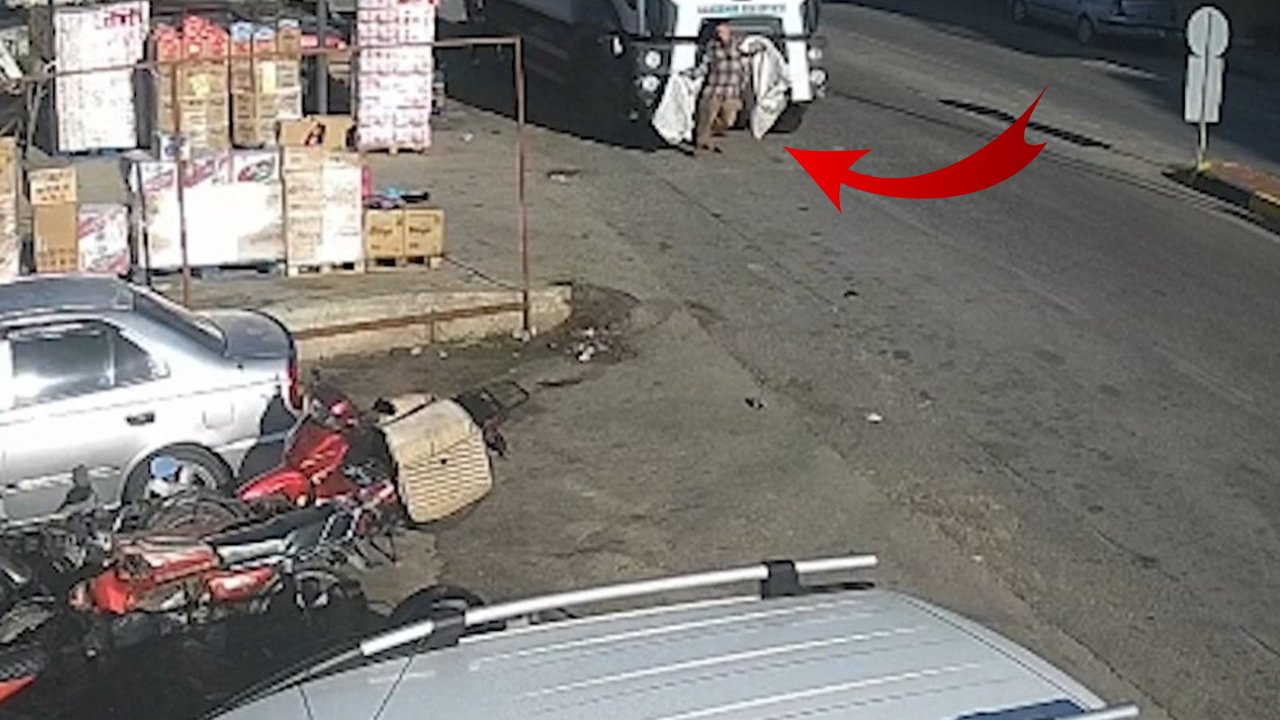 Kahreden ölüm... Temizlik işçisi çöp kamyonunun altında can verdi