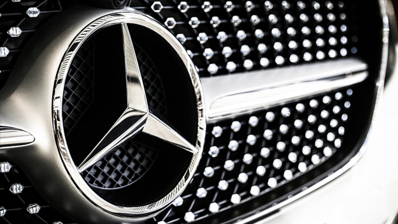 Mercedes’ten dev tasarruf planı! 2 fabrikasını kapatabilir