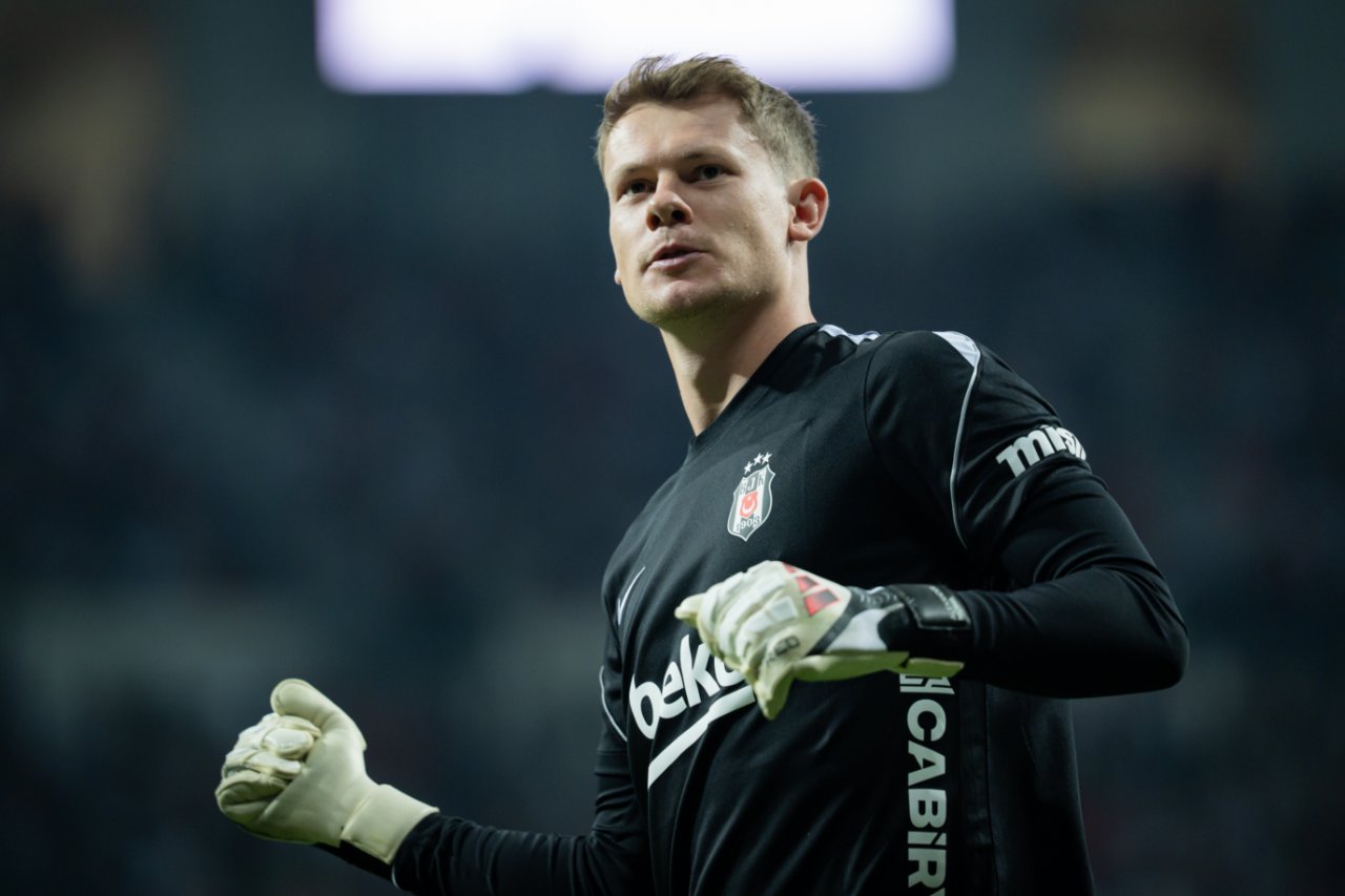 Alexander Nübel, Beşiktaş'ta 13 maçta forma giyerken, 7 karşılaşmada kalesini gole kapattı.