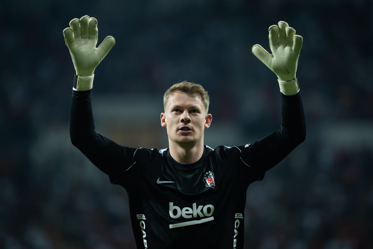 Alman kaleci için Bayern Münih'e 6,2 milyon euro bonservis ödendi.