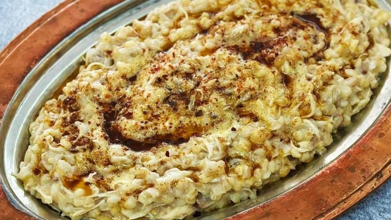 Bu sofrada sadece yemek değil hayat pişer