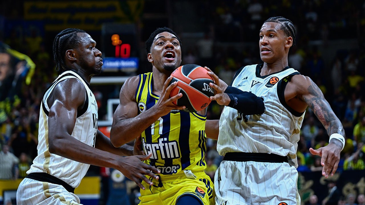 Fenerbahçe, Euroleague'e galibiyetle başladı