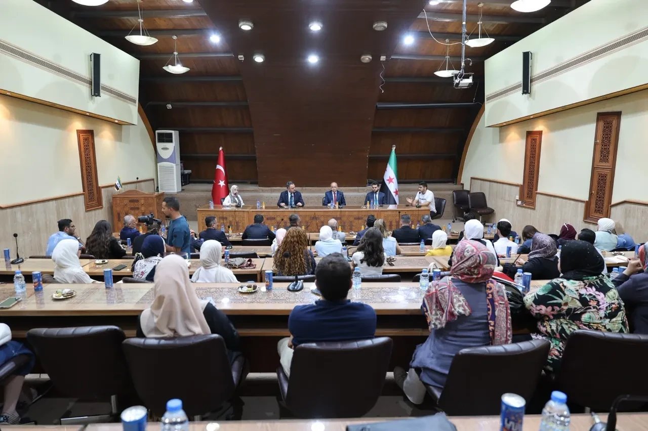 Gençlik ve Spor Bakan Yardımcısı Eminoğlundan Şam ve Halep’e ziyaret