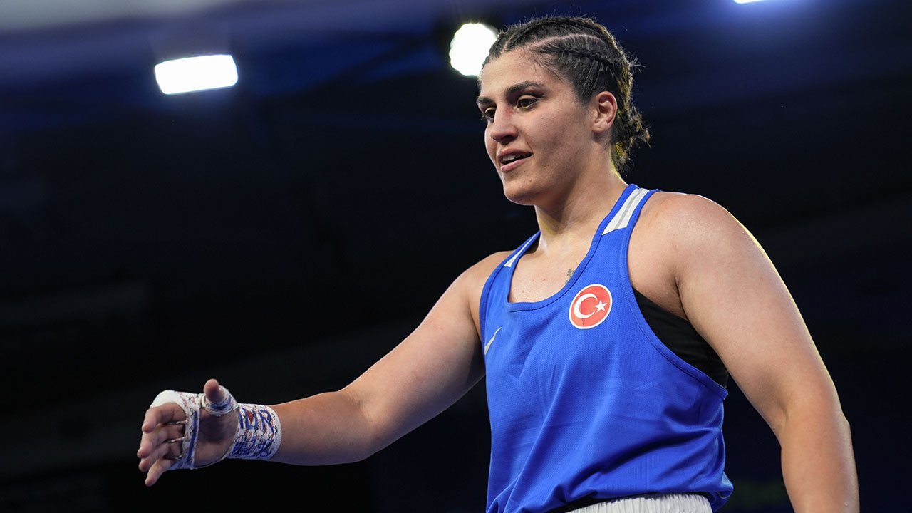 Milli sporcu Busenaz Sürmeneli, Avrupa şampiyonu!