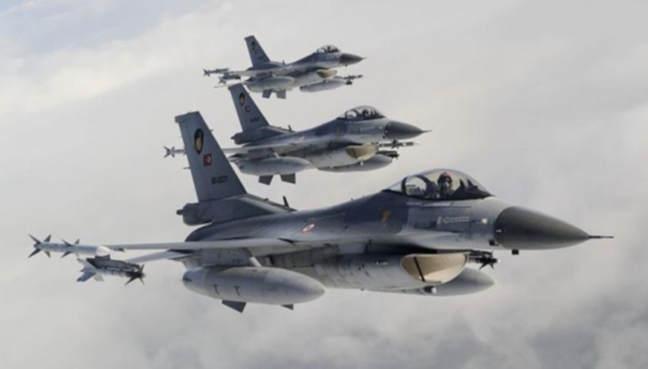 NATO duyurdu! Türk F-16'ları Rus uçakları için peş peşe havalandı