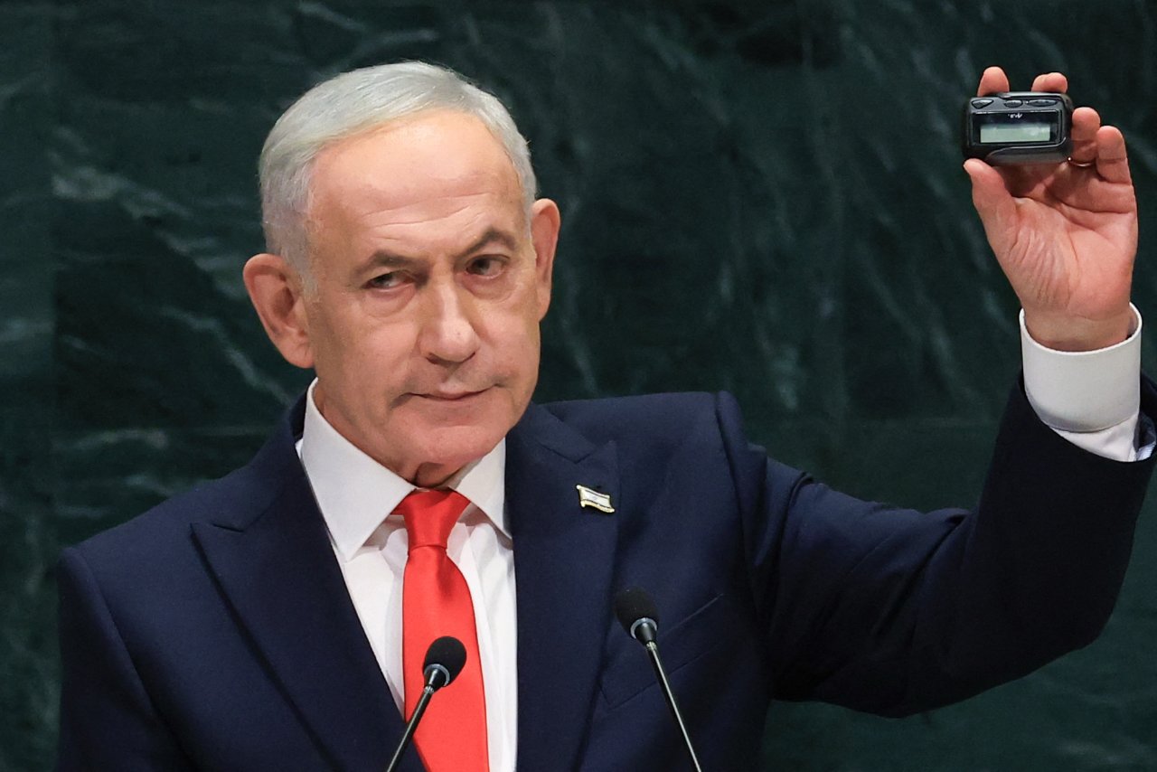 Netanyahunun çağrı cihazlı gösterisine BMden cevap geldi