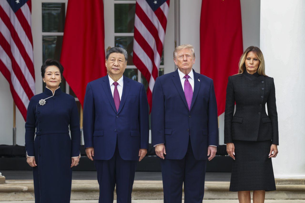 Trumpın Biden esprisi Çin liderine kahkaha attırdı