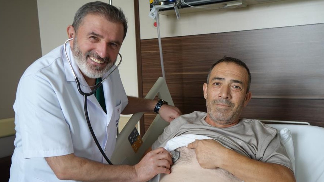 Gerçeği 54 yaşında öğrendi! Kalbi sağda, diğer organları da ters yerde… 10 binde 1 görülüyor 