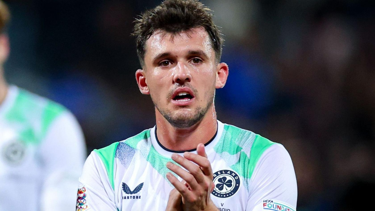 İrlanda milli futbolcusu Jason Knight