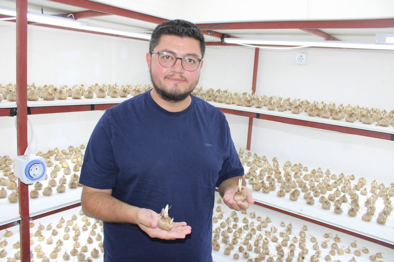 “Kayseri’de yetişmez” denildi! Dinlemeyip üretime geçti, kilosunu 900 bin TL’den satıyor