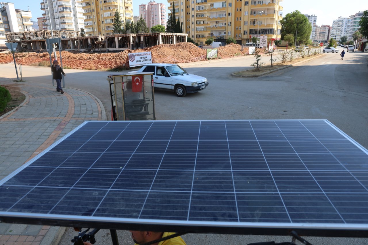 Motosikletine kurduğu sistemle yakıt masrafını sıfırladı: Yolda kalmadan her yere ulaşıyorum