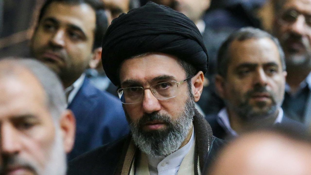 Mücteba Hamaney’in hastane süreci ilk kez böyle anlatıldı! Enkazdan çıkarılmış