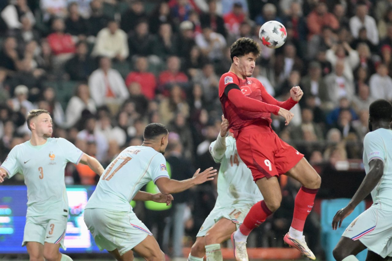 ÖZEL| Fransızlar, millilerimizin mağlubiyetini değerlendirdi: Montella aslında kaybetmedi