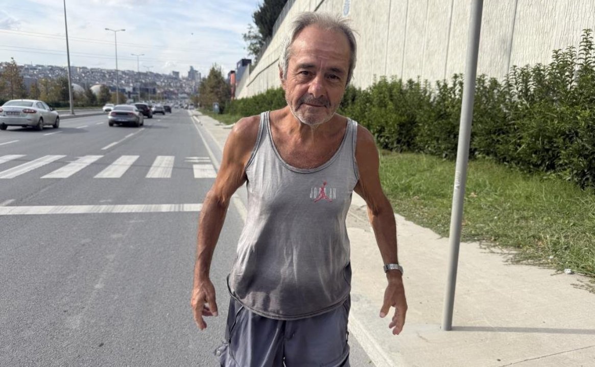 Avcılarlı Forrest Gump 6 yıldır günde 30 kilometre yürüyor