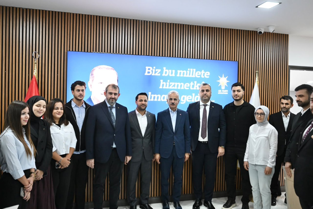 Bakan Uraloğlu, İstanbulun ihtiyacı olan raylı sistemi açıkladı: 600 kilometre daha lazım