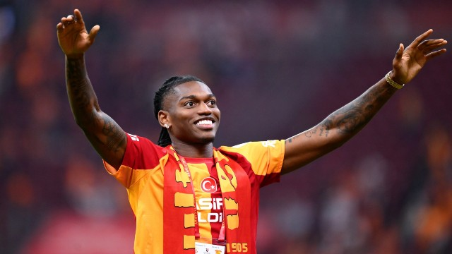 Galatasaray’da milli ara sonrası yeni plan: Okan Buruk’tan hücumda değişiklik