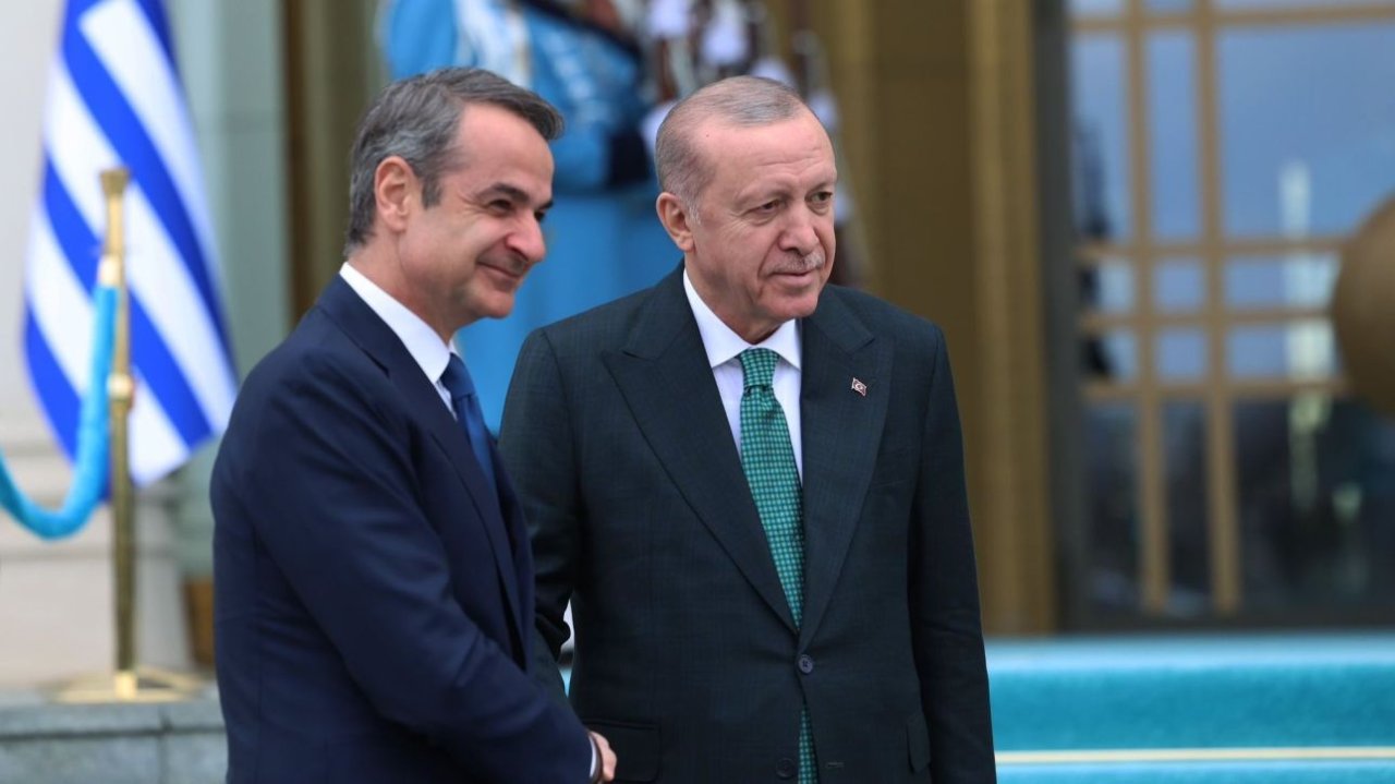 Yunanistan Başbakanı Miçotakis'ten dikkat çeken Türkiye çıkışı! 'Buna mahkumuz' diye seslendi