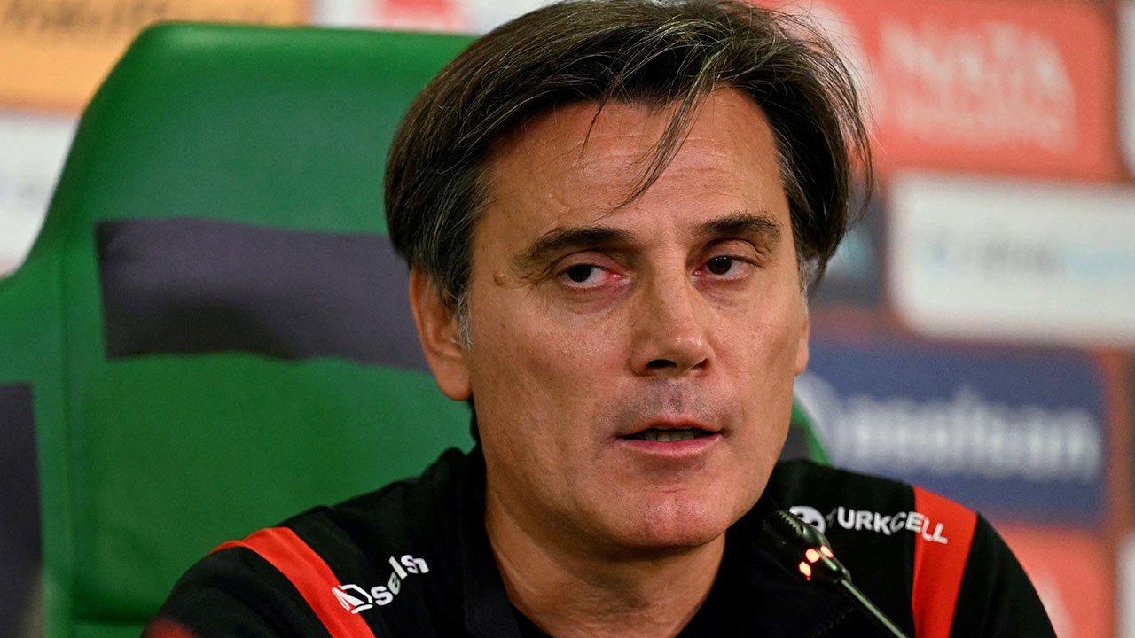 Montella'dan Berke Özer sorusuna kısa cevap: Milli Takım'a dönecek mi?