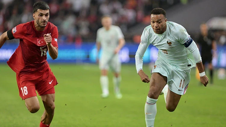 Rıdvan Dilmen’den Türk futboluna sert eleştiri: “Bir numaralı sorun”