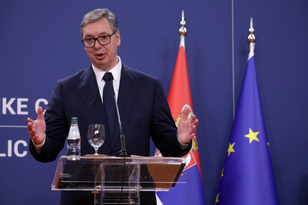 Sırbistan’da Vucic hamlesi! Cumhurbaşkanlığından istifa etti, Başbakanlığa göz dikti