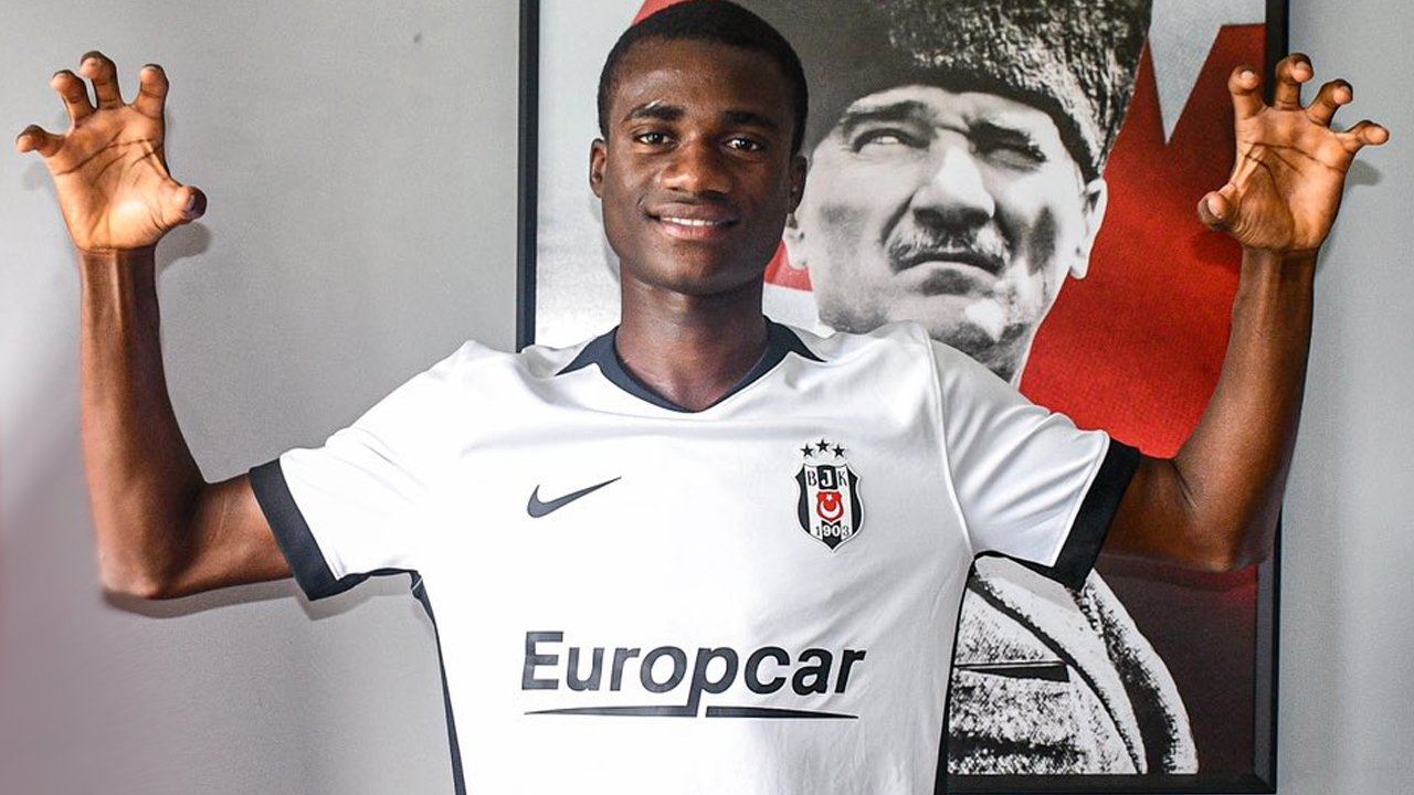 Beşiktaş'a Fildişi Sahilli orta saha: Transfer resmen açıklandı