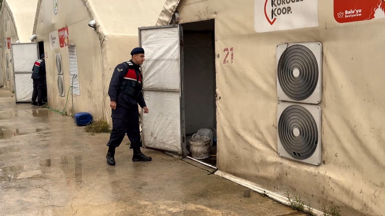 Bolu Belediyesi'nde 24 milyonluk 'mantar çadırı' skandalı: 9 gözaltı