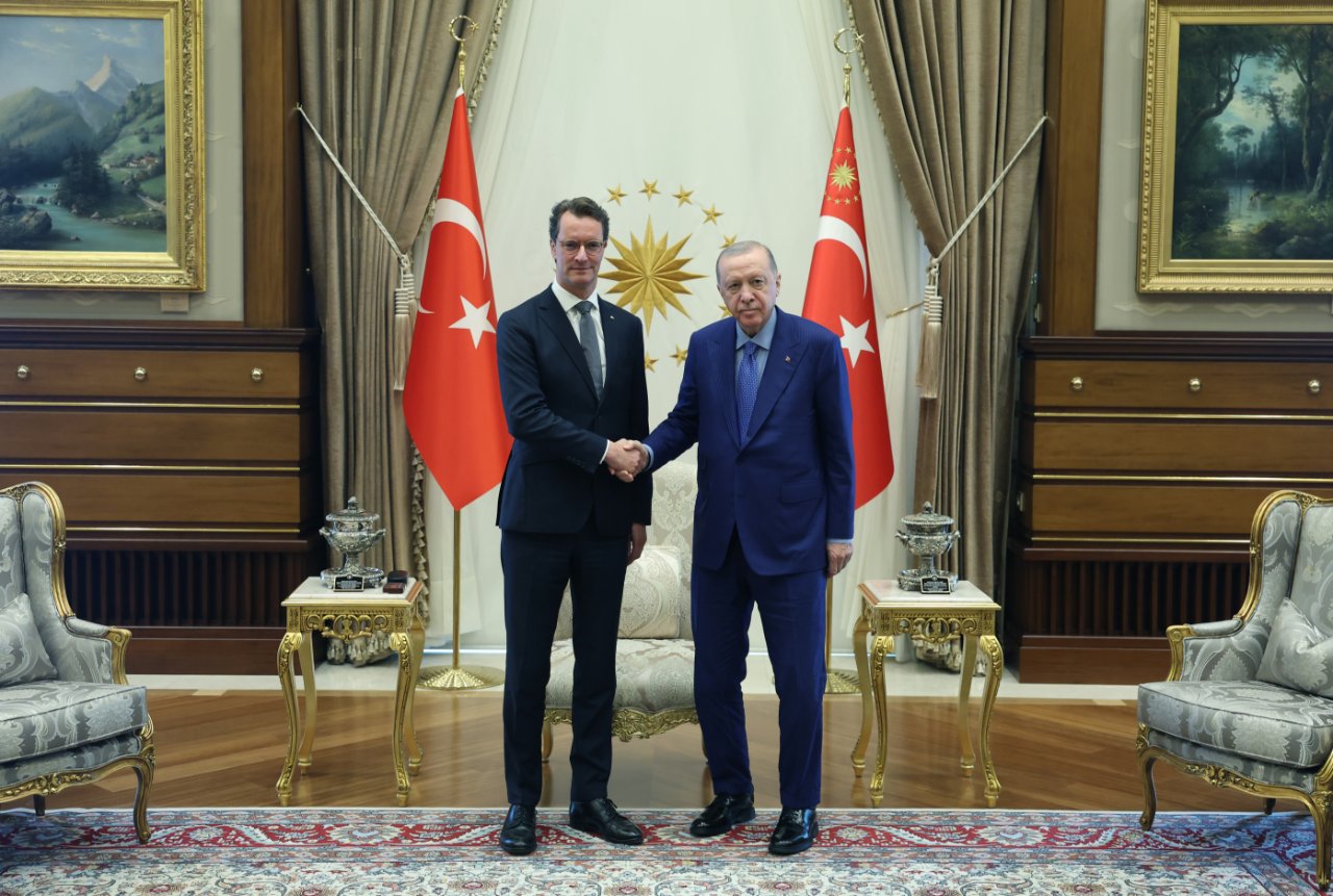 Cumhurbaşkanı Erdoğan, Endonezya Cumhurbaşkanı Subianto ile telefon görüşmesi gerçekleştirdi
