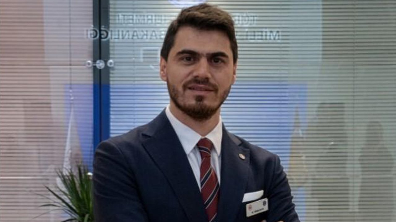 POLİSE TESLİM OLDU