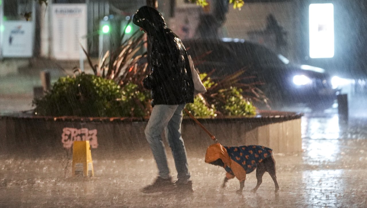 İstanbul’a saat 19.00 uyarısı! Meteoroloji de illeri sıraladı: Gece boyunca sürecek