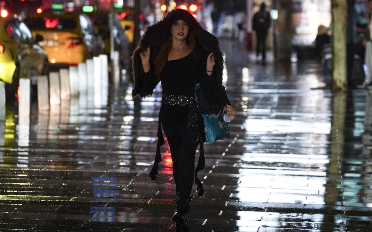 İstanbul’a saat 19.00 uyarısı! Meteoroloji de illeri sıraladı: Gece boyunca sürecek