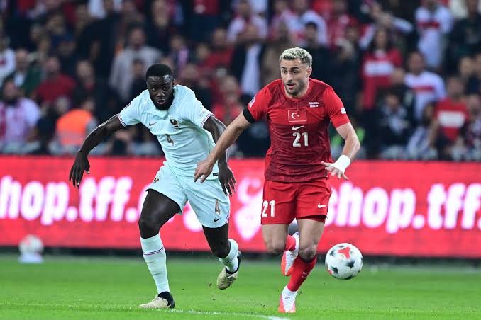 Türkiye İtalya maçının hakemi Michael Oliverın yönettiği Türkiye maçları ve sonuçları