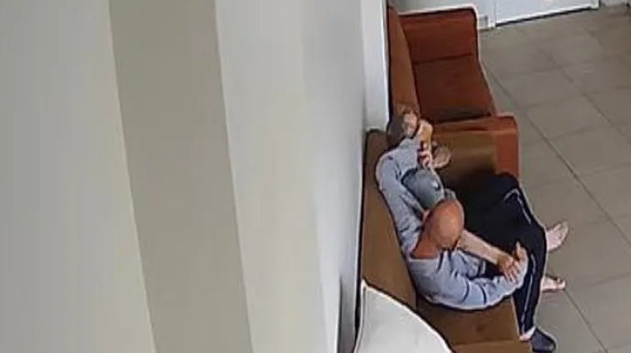Bakım merkezinde 3 engelli bireyi odaya kilitlediler! Gözlerini oyup saatlerce darbetti