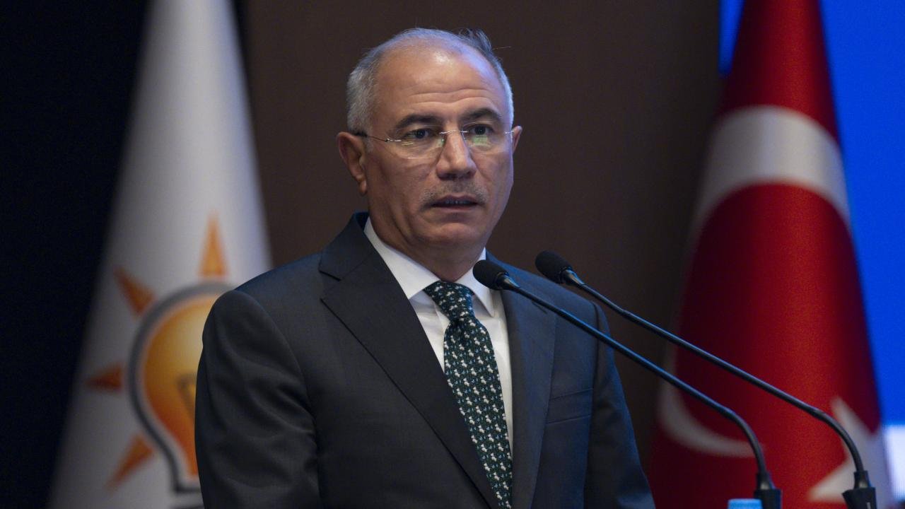 Efkan Ala’dan Özgür Özel’e yolsuzluk çıkışı: Önce kendi siyasi sorumluluğunuzu yerine getirin