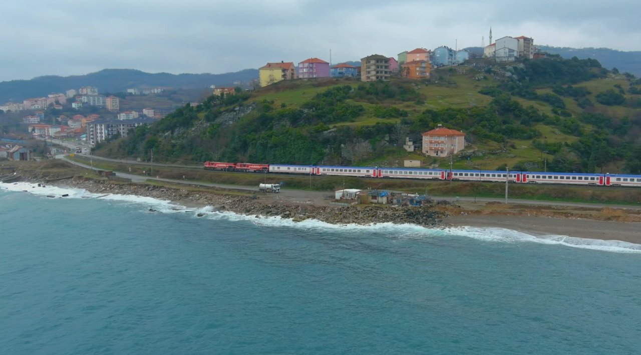 Turistik Karaelmas Ekspresi yeniden raylara iniyor! İlk seferin tarihi belli oldu