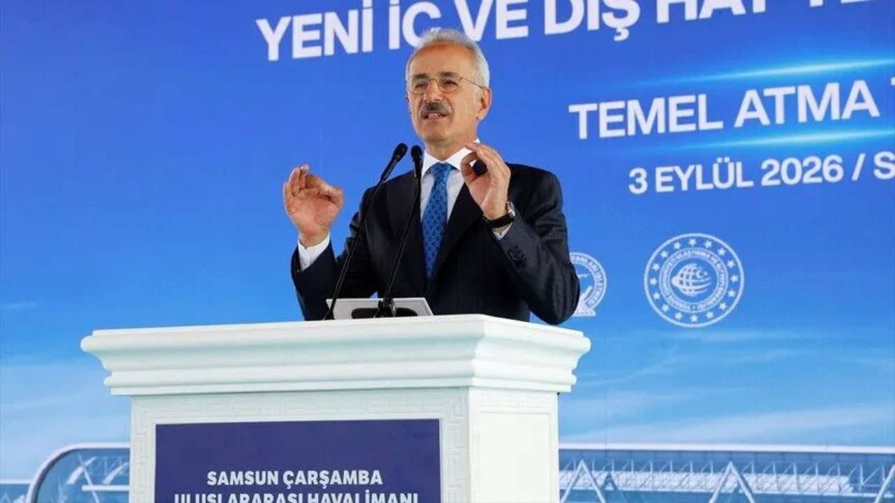 Bakan Uraloğlu'ndan önemli değerlendirme! 'Türkiye 3 kıtanın ortasında kilit konumda'