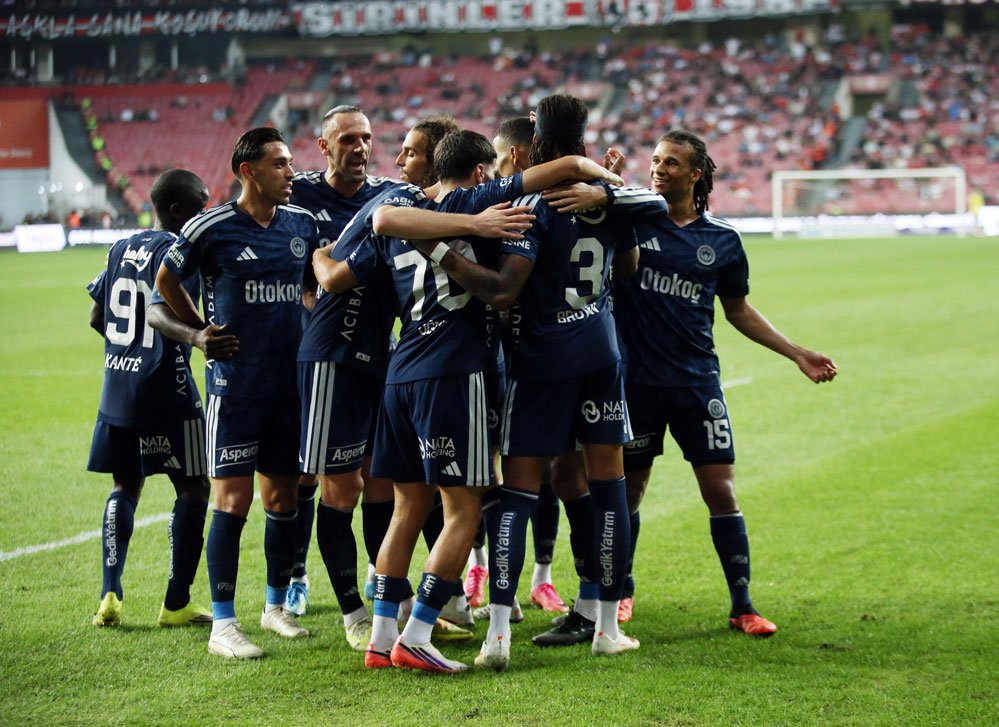 Fenerbahçe Futbol Takımı