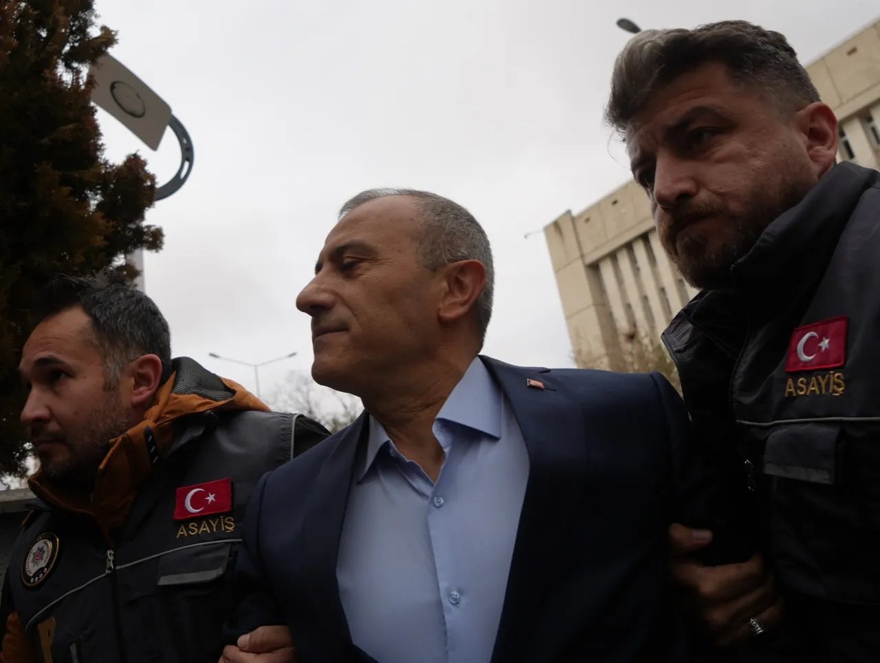 Eski Tunceli Valisi Tuncay Sonel