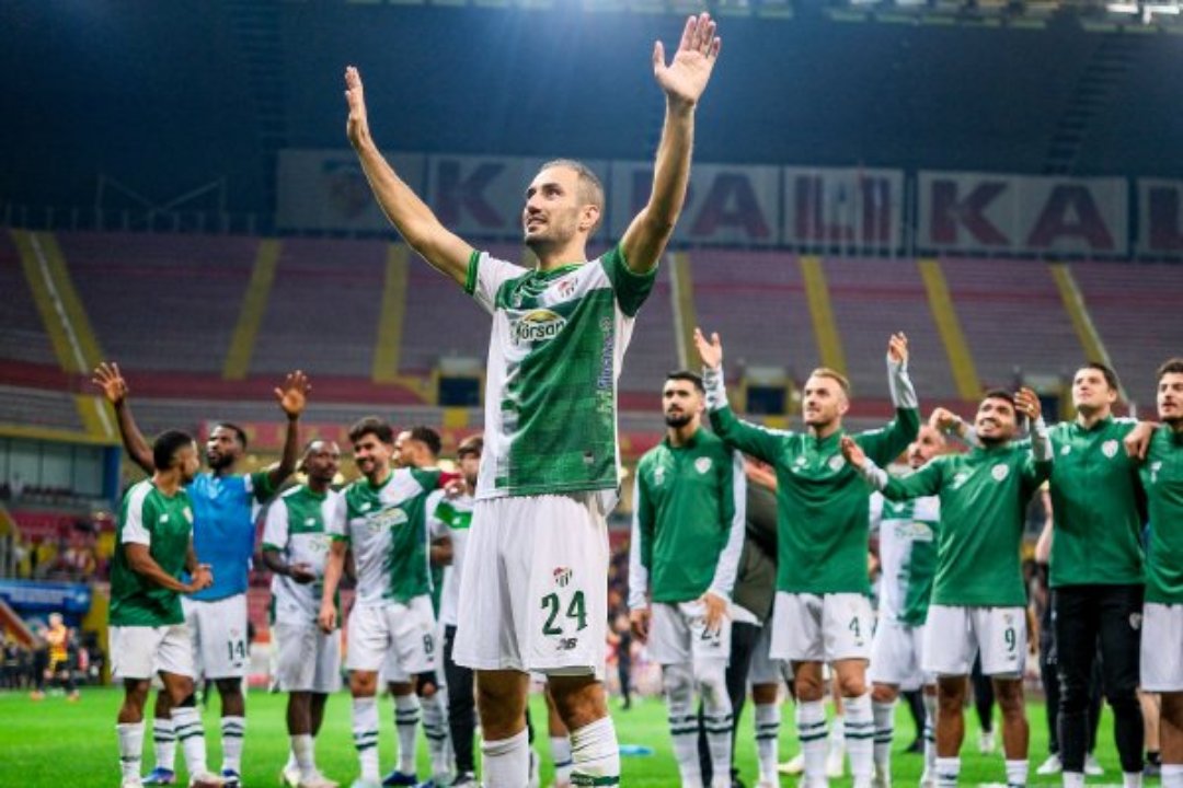 İlk 11 maç kadrosu! Bursaspor İstanbulspor maçı hangi kanalda, saat kaçta?